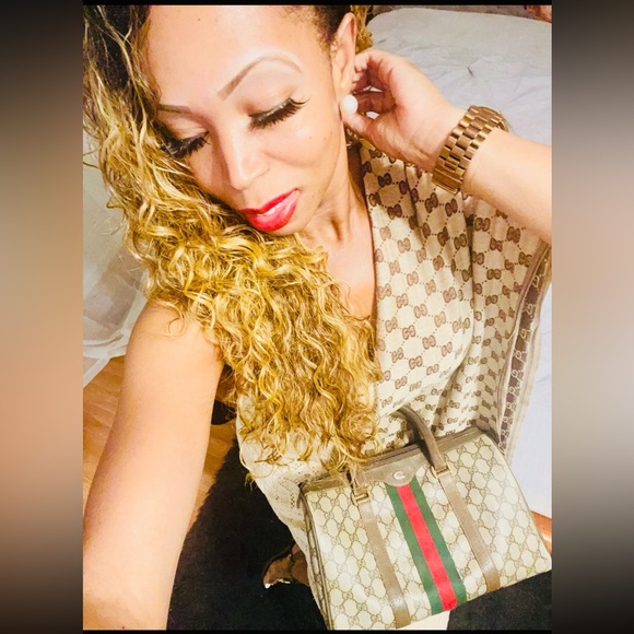 Meet your Posher, Christine - Picture 12 of 16